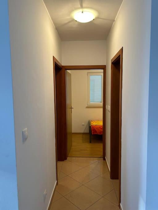 Dua Al Mar With Parking Garage Apartman Rovinj