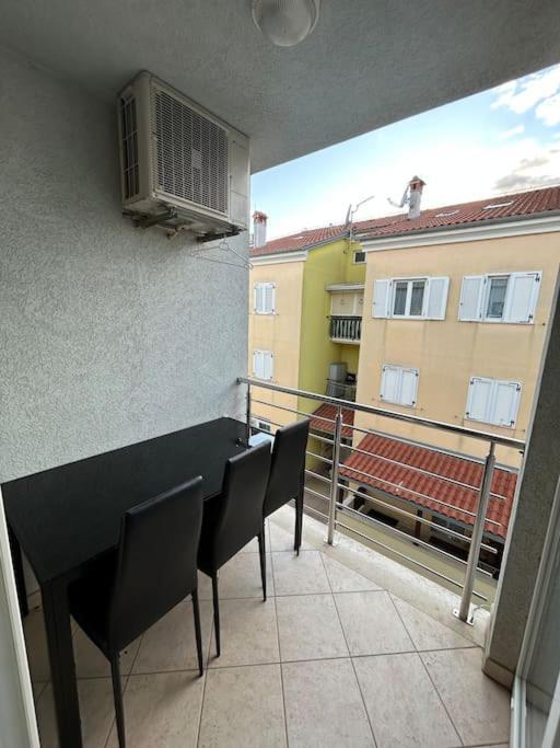Dua Al Mar With Parking Garage Apartman Rovinj